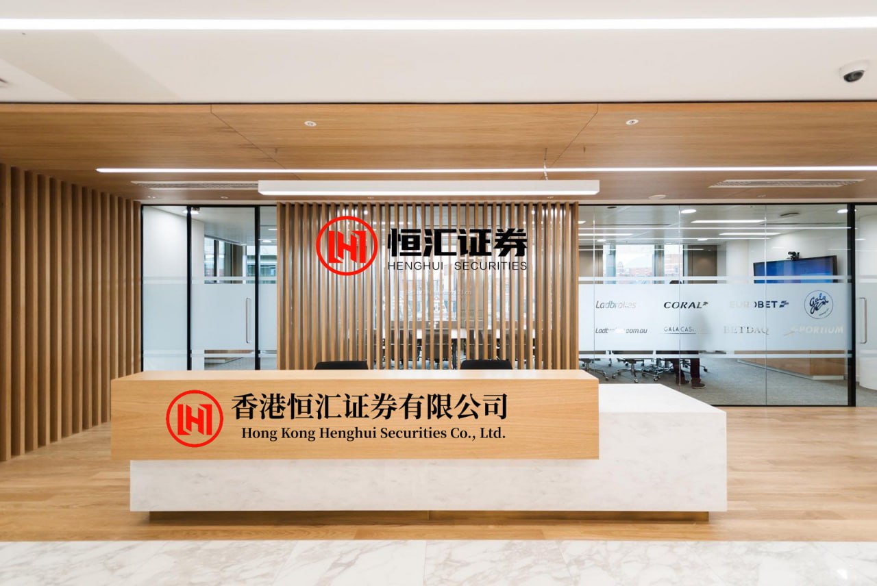 华星配资 多NBA内部人士暗示戴维斯可能在未出战一场比赛情况下，就被交易